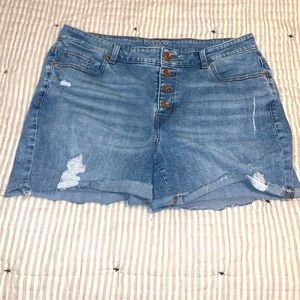Maurices high rise  5” denim shorts